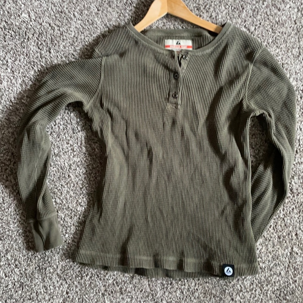 American giant waffle knit thermal woman’s medium FLAWS